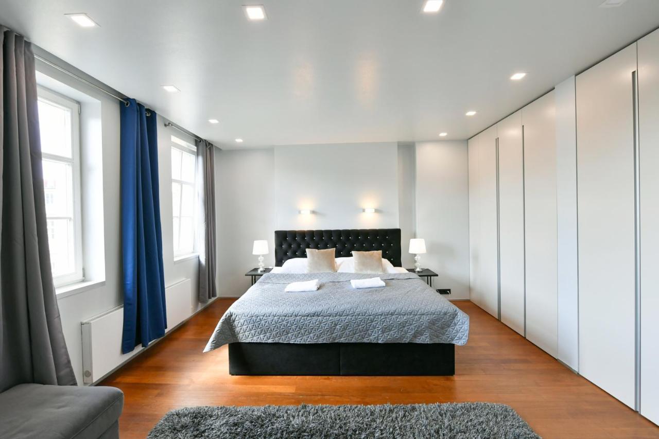 Luxury Central Duplex With Terrace Prague Exterior photo