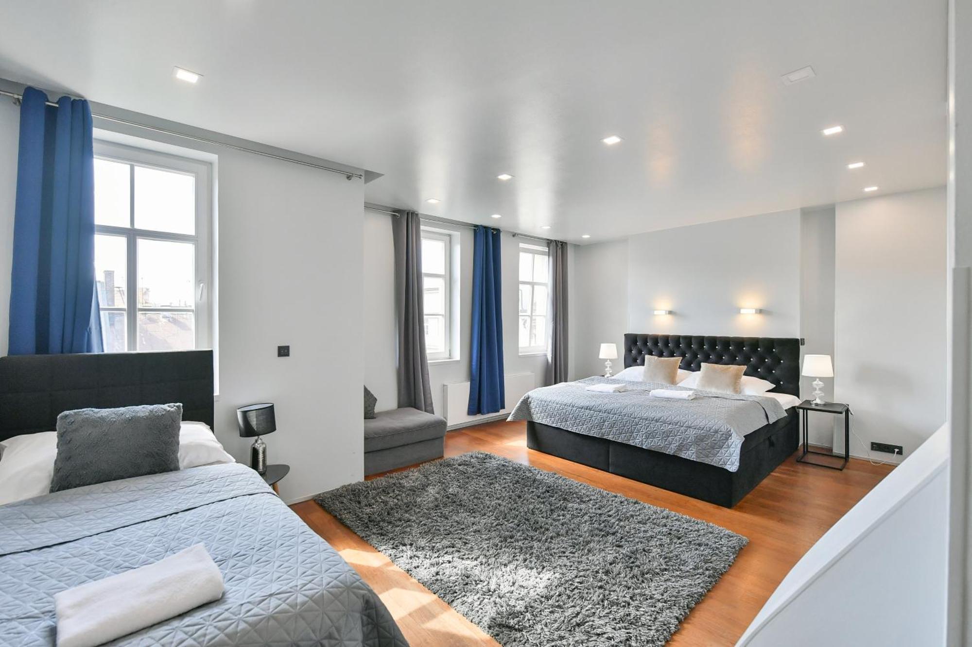 Luxury Central Duplex With Terrace Prague Exterior photo