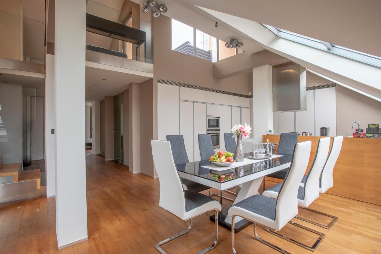 Luxury Central Duplex With Terrace Prague Exterior photo